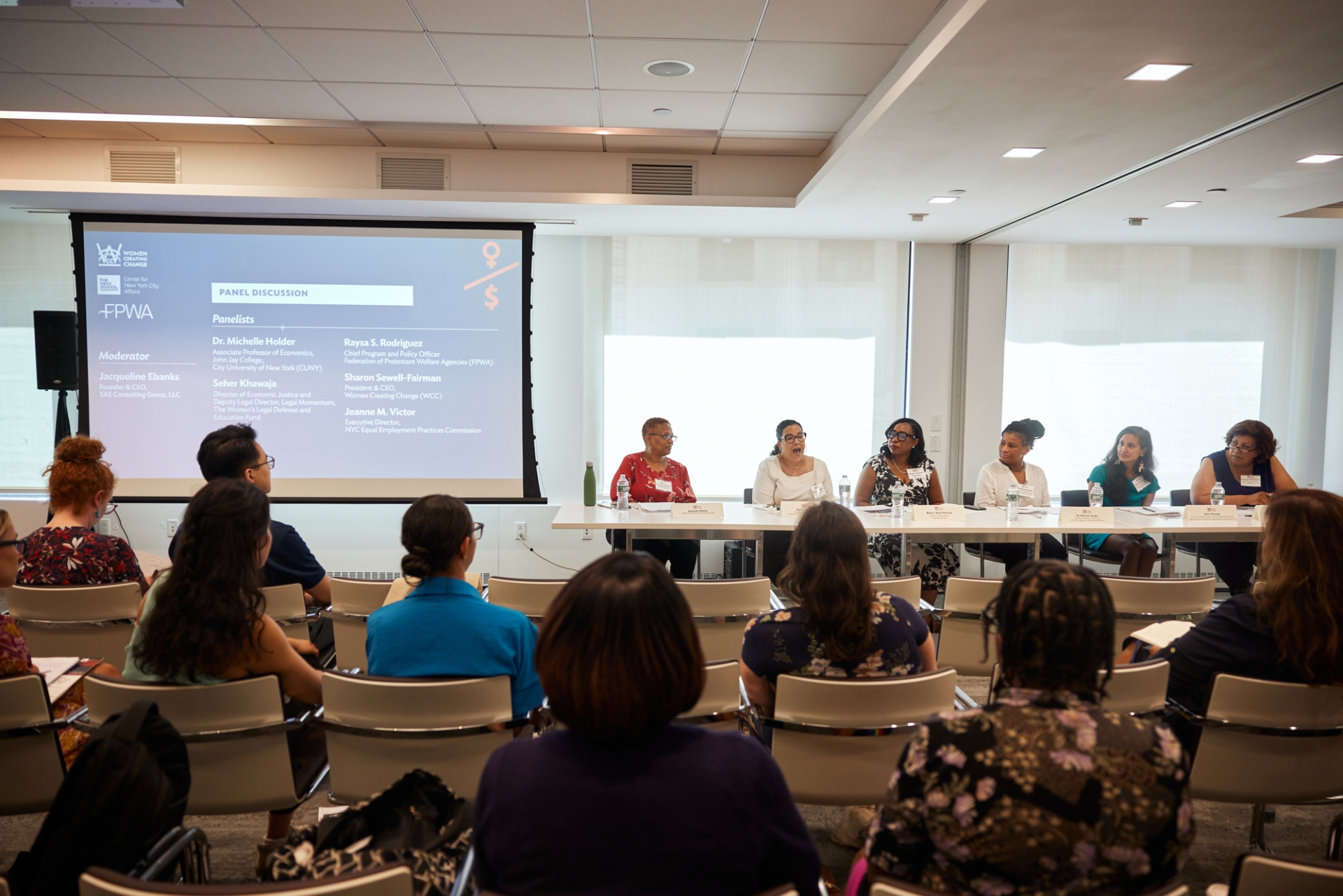 纽约市的性别薪酬差距：不平等地位报告发布会